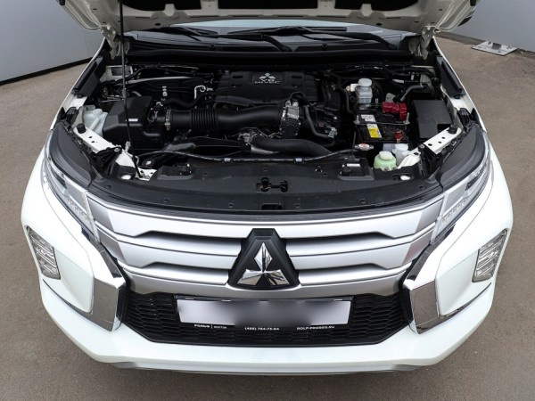 Mitsubishi Montero Sport