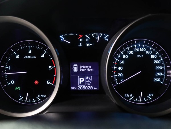 Toyota Land Cruiser 200