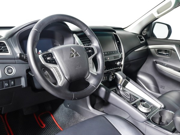 Mitsubishi Montero Sport