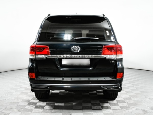 Toyota Land Cruiser 200