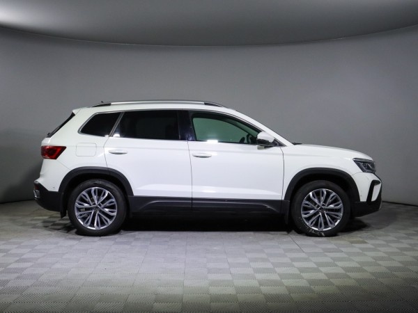 Volkswagen Taos