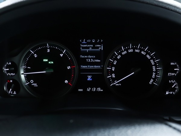 Toyota Land Cruiser 200