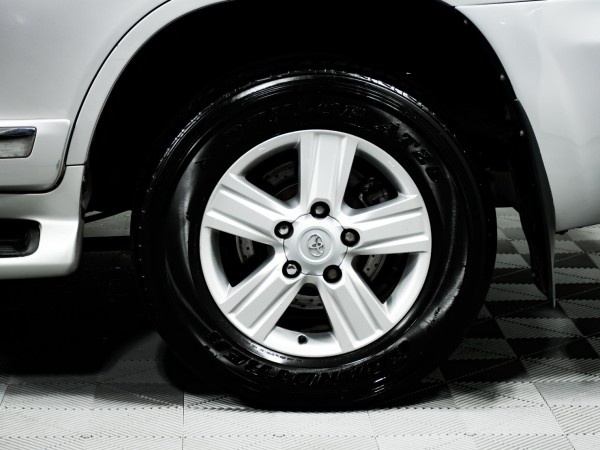 Toyota Land Cruiser 200