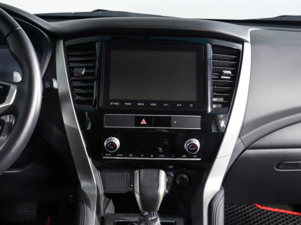 Mitsubishi Montero Sport