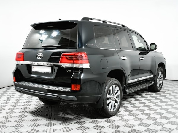 Toyota Land Cruiser 200