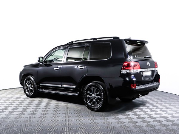 Toyota Land Cruiser 200