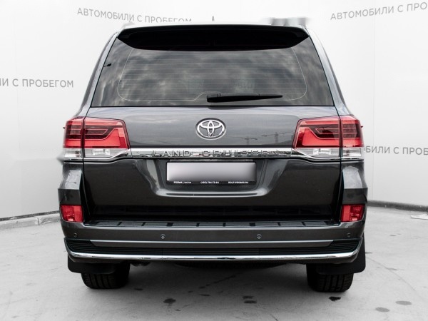 Toyota Land Cruiser 200