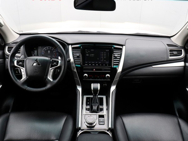 Mitsubishi Montero Sport