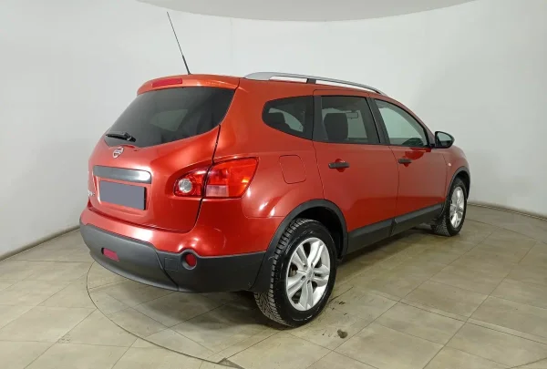 Nissan Qashqai+2