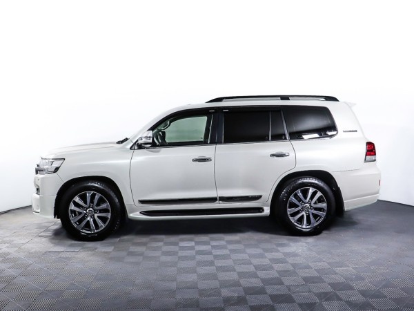 Toyota Land Cruiser 200