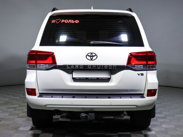 Toyota Land Cruiser 200