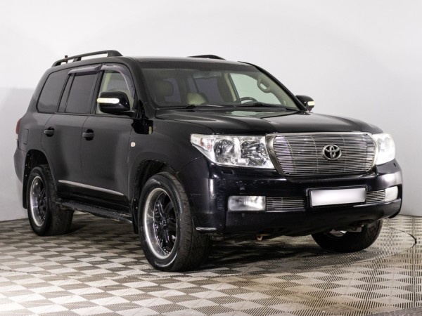 Toyota Land Cruiser 200
