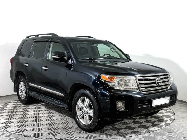 Toyota Land Cruiser 200