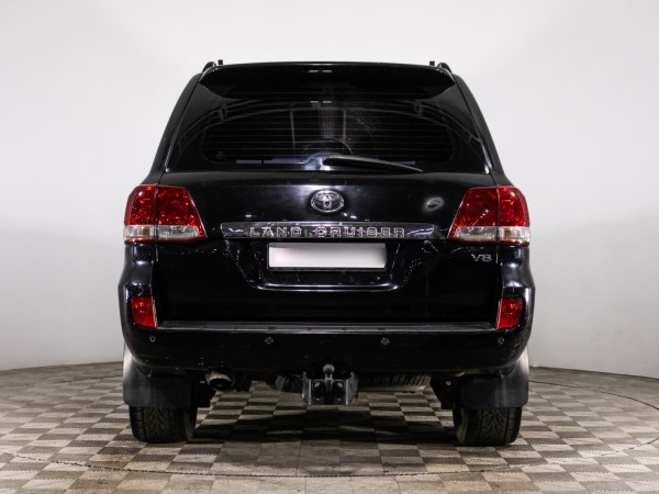 Toyota Land Cruiser 200