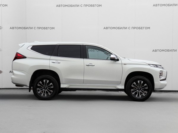 Mitsubishi Montero Sport