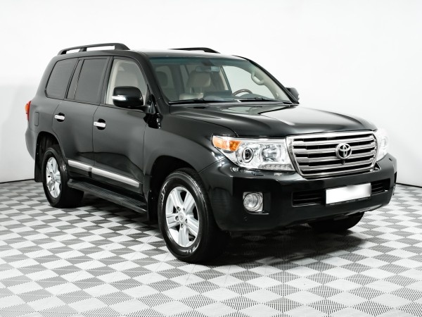 Toyota Land Cruiser 200