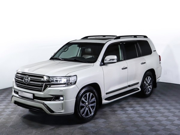 Toyota Land Cruiser 200