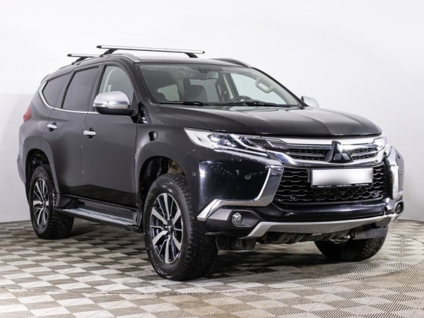 Mitsubishi PAJERO SPORT