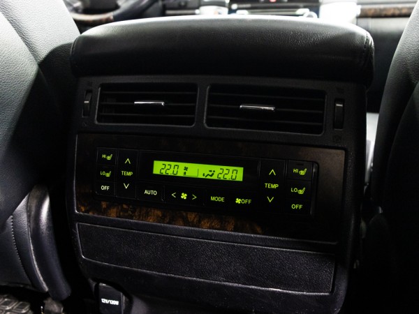 Toyota Land Cruiser 200