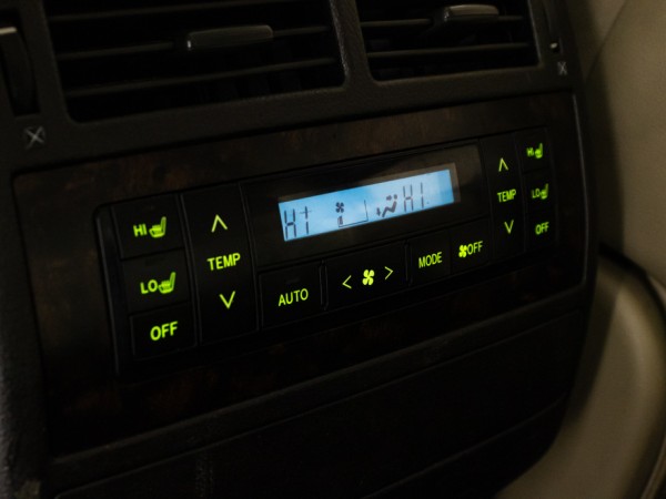 Toyota Land Cruiser 200