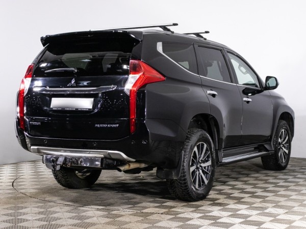 Mitsubishi PAJERO SPORT