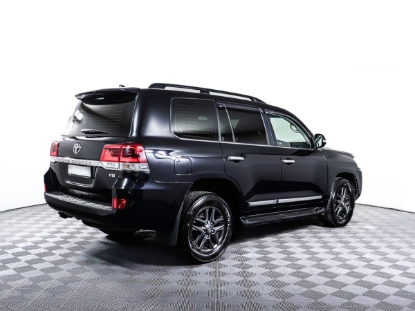 Toyota Land Cruiser 200