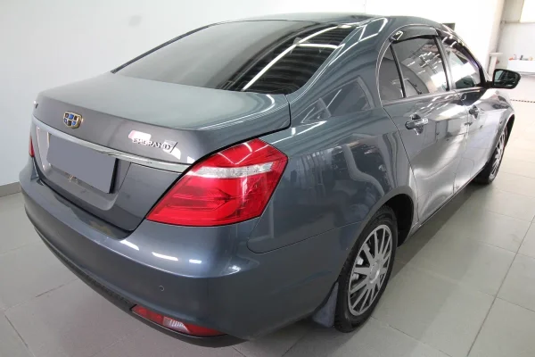 Geely Emgrand 7