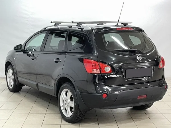 Nissan Qashqai+2