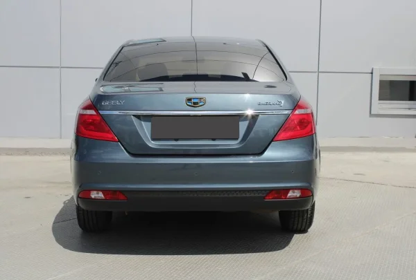 Geely Emgrand 7