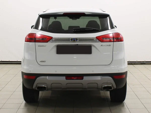 Geely Atlas