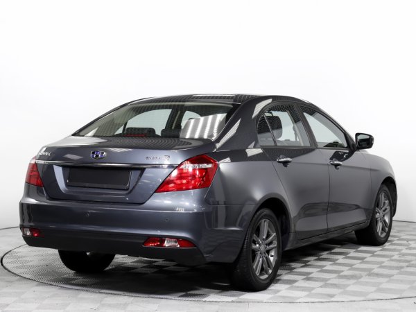 Geely Emgrand 7
