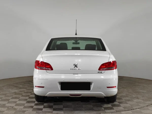 Peugeot 408