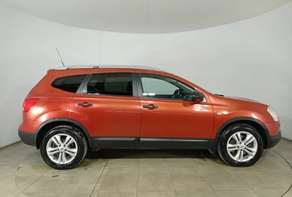 Nissan Qashqai+2