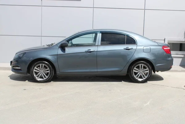 Geely Emgrand 7