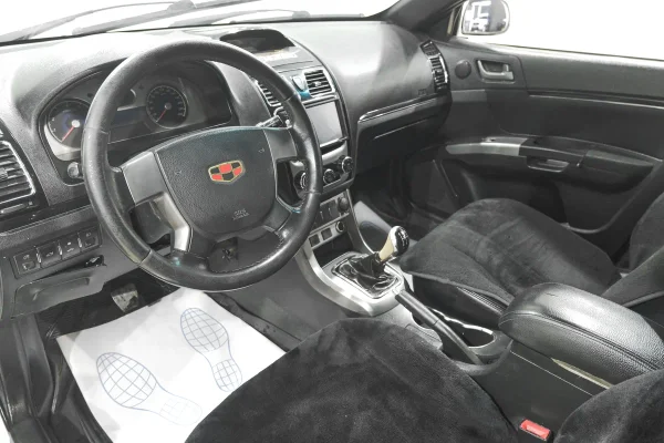 Geely Emgrand EC7