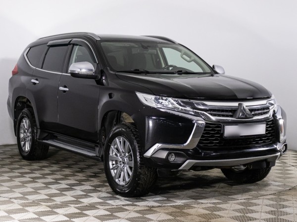 Mitsubishi PAJERO SPORT