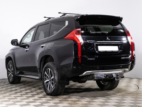 Mitsubishi PAJERO SPORT