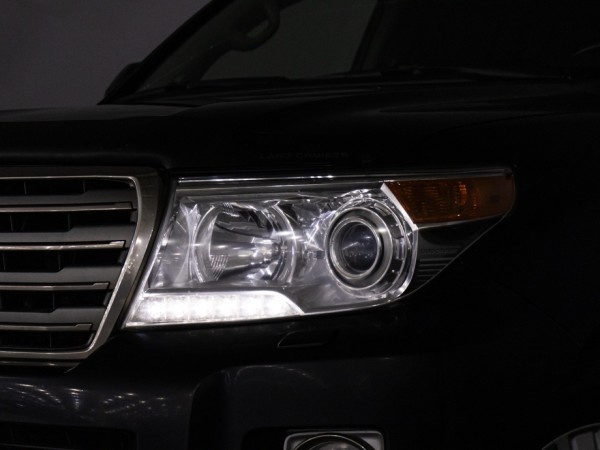 Toyota Land Cruiser 200
