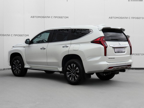 Mitsubishi Montero Sport