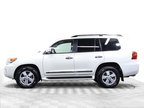 Toyota Land Cruiser 200