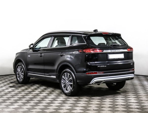 Geely Atlas Pro