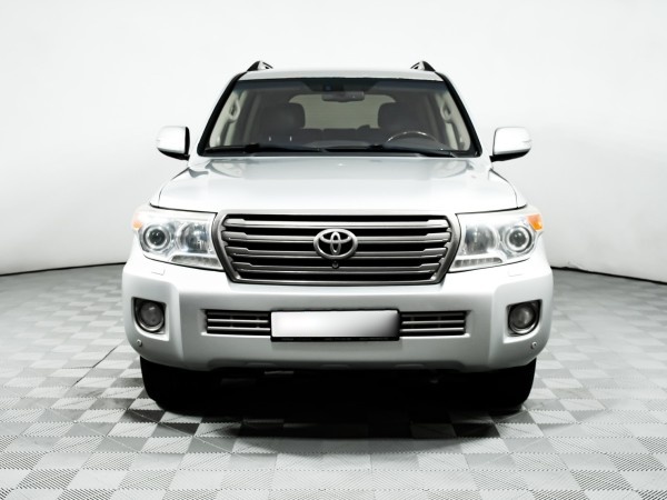 Toyota Land Cruiser 200