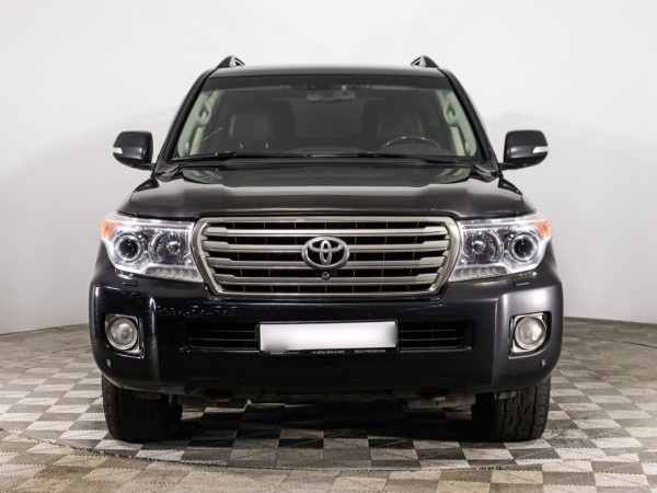 Toyota Land Cruiser 200