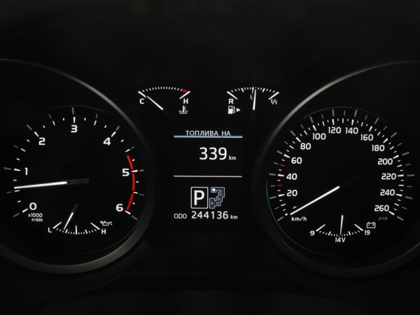 Toyota Land Cruiser 200