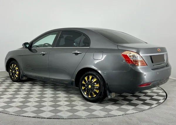 Geely Emgrand EC7