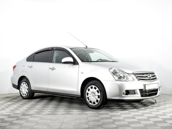 Nissan Almera