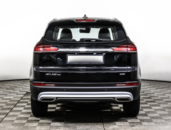 Geely Atlas Pro