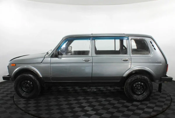 LADA (ВАЗ) 2131 (4x4)