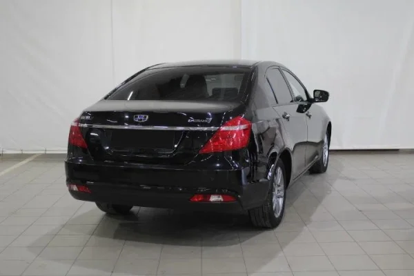 Geely Emgrand 7