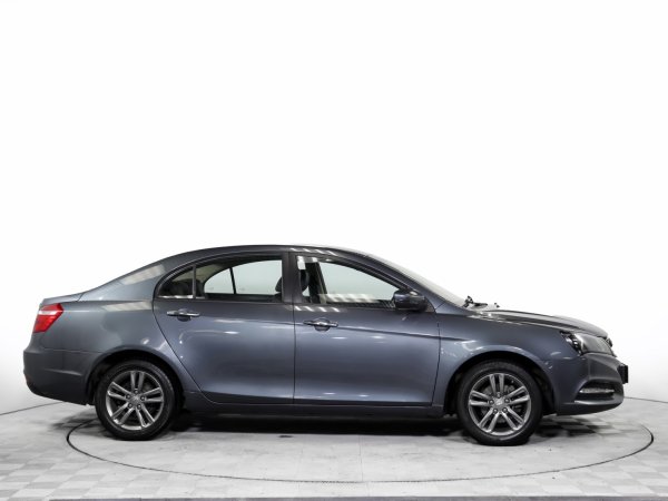 Geely Emgrand 7